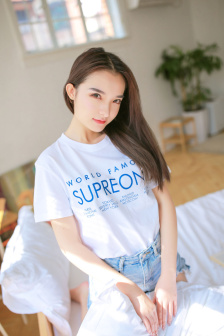 年轻的女学生3